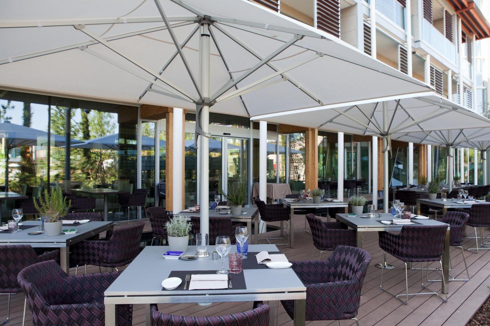 Aqualux Hotel Spa Suite & Terme Bardolino Bagian luar foto