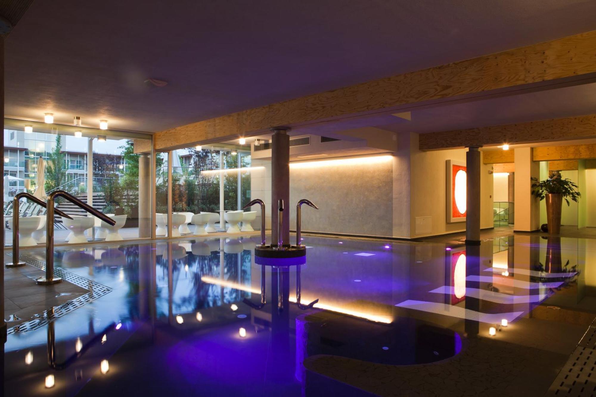 Aqualux Hotel Spa Suite & Terme Bardolino Bagian luar foto